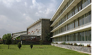 住宿舍，仿佛還在校園